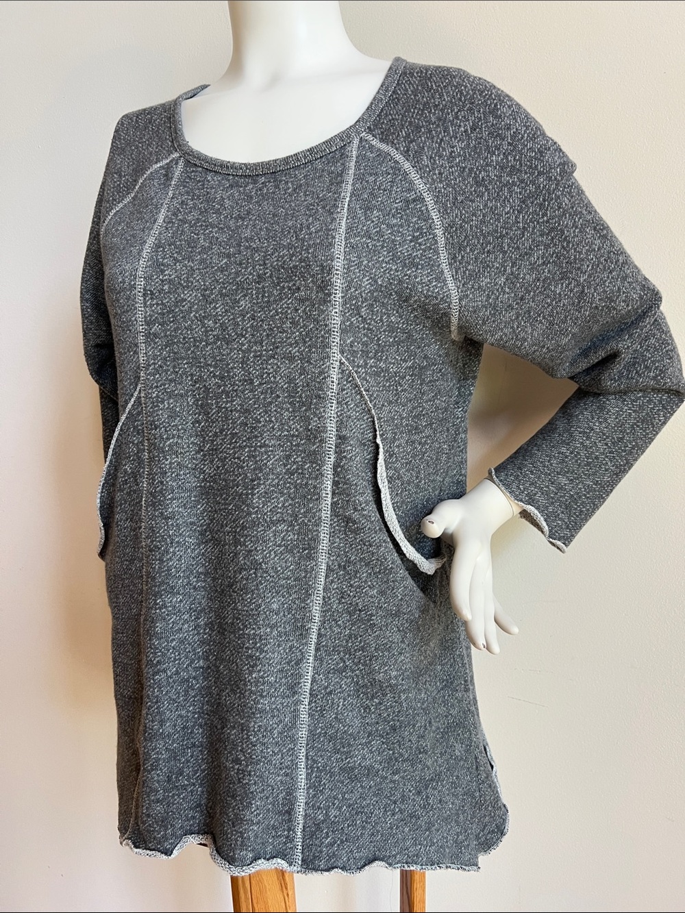 BAKU Light Gray Knit Top with deep slash pockets